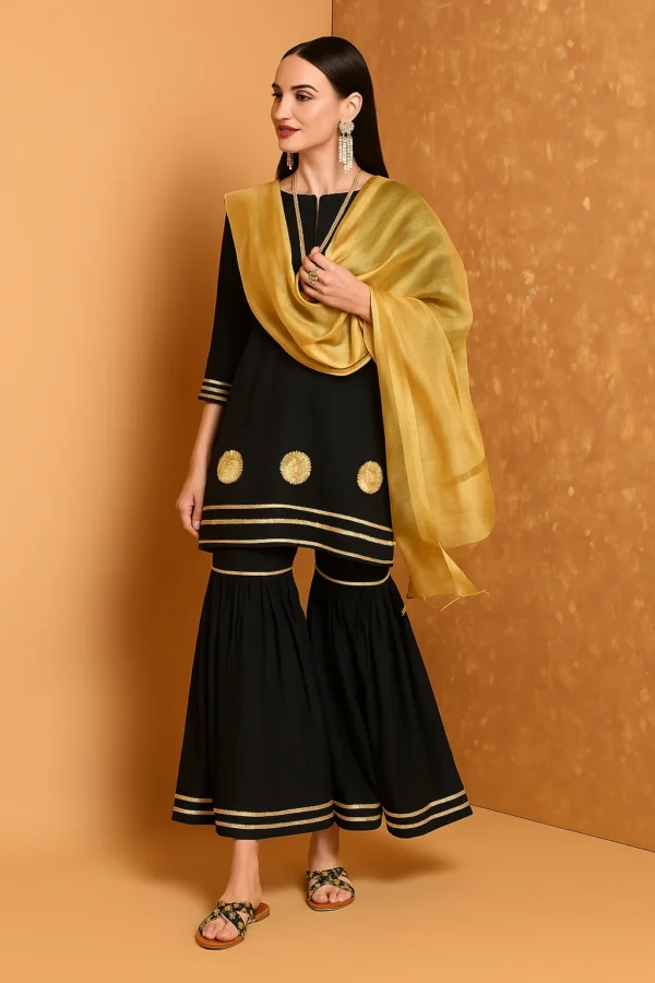 Model 2 Printed Criss-Cross Flats (Black)