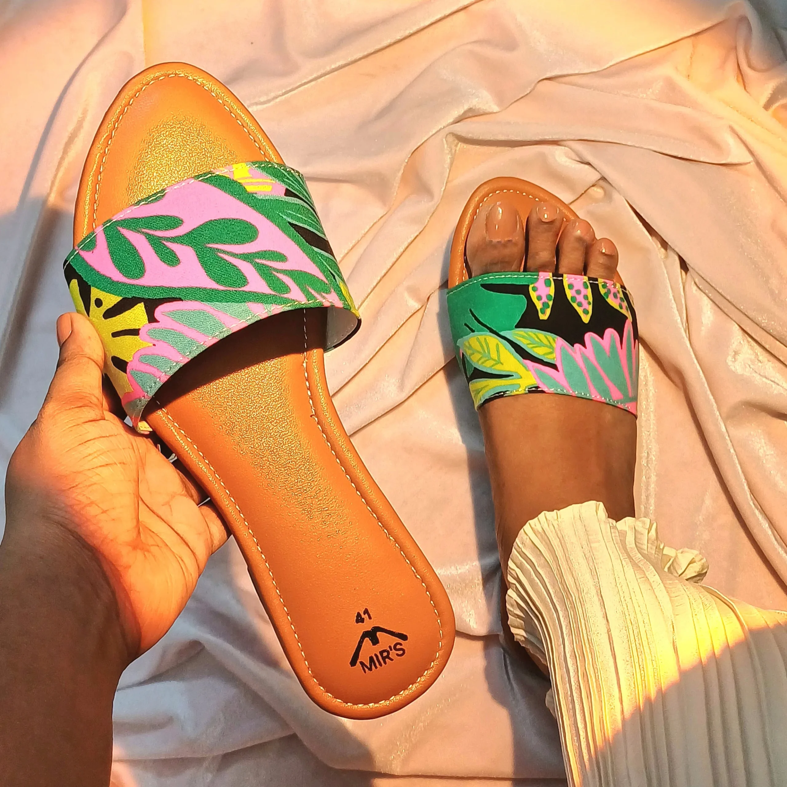 Wearing Printed Single Strap Flats (Pink)