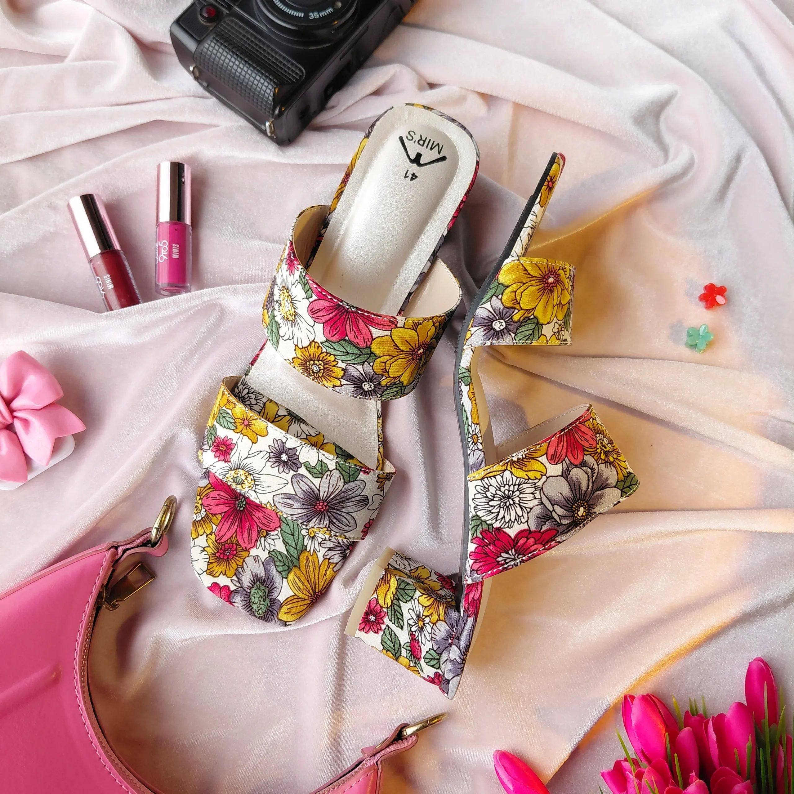 Image of Garden heel