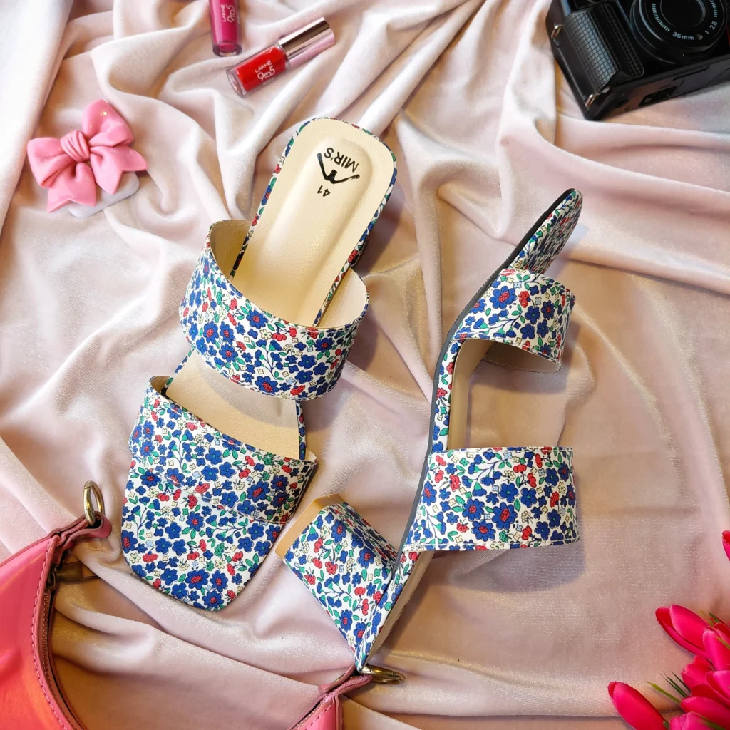 Image of Pretty Woman Heel